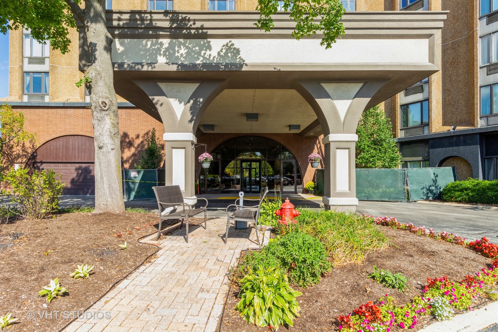 1 Renaissance Place, Unit 1117 Palatine, IL 60067 - Photo 2 of 20