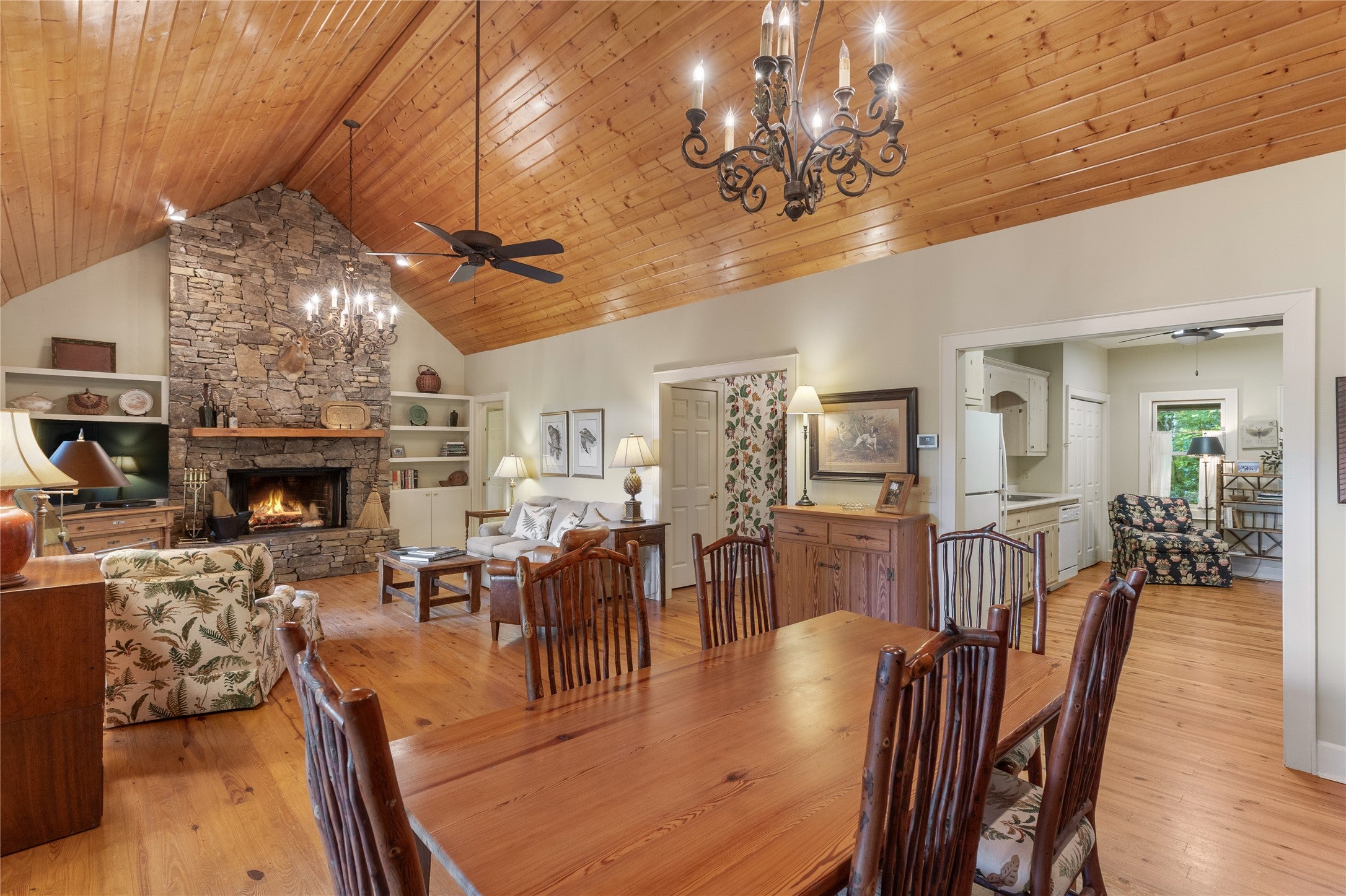 141 Old Ford Road Cashiers, NC 28717 - Photo 22 of 92 Gallery Image 22