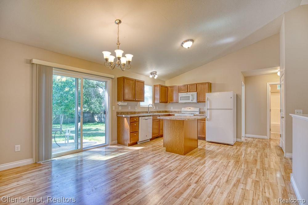 1427 Romence Road Portage, MI 49024 - Photo 10 of 37
