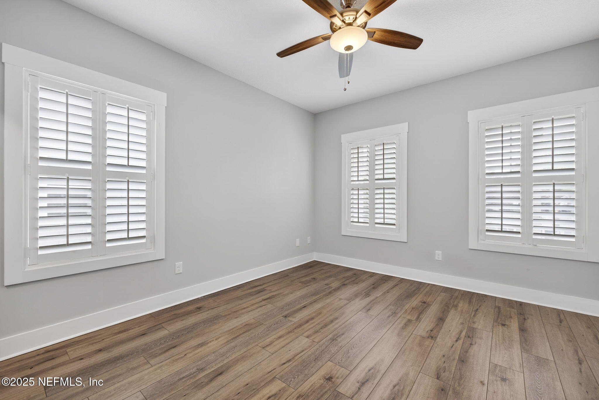 230 Davis Street Neptune Beach, FL 32266 - Photo 24 of 33 36-Guest Bedroom 3 - 1 of 2