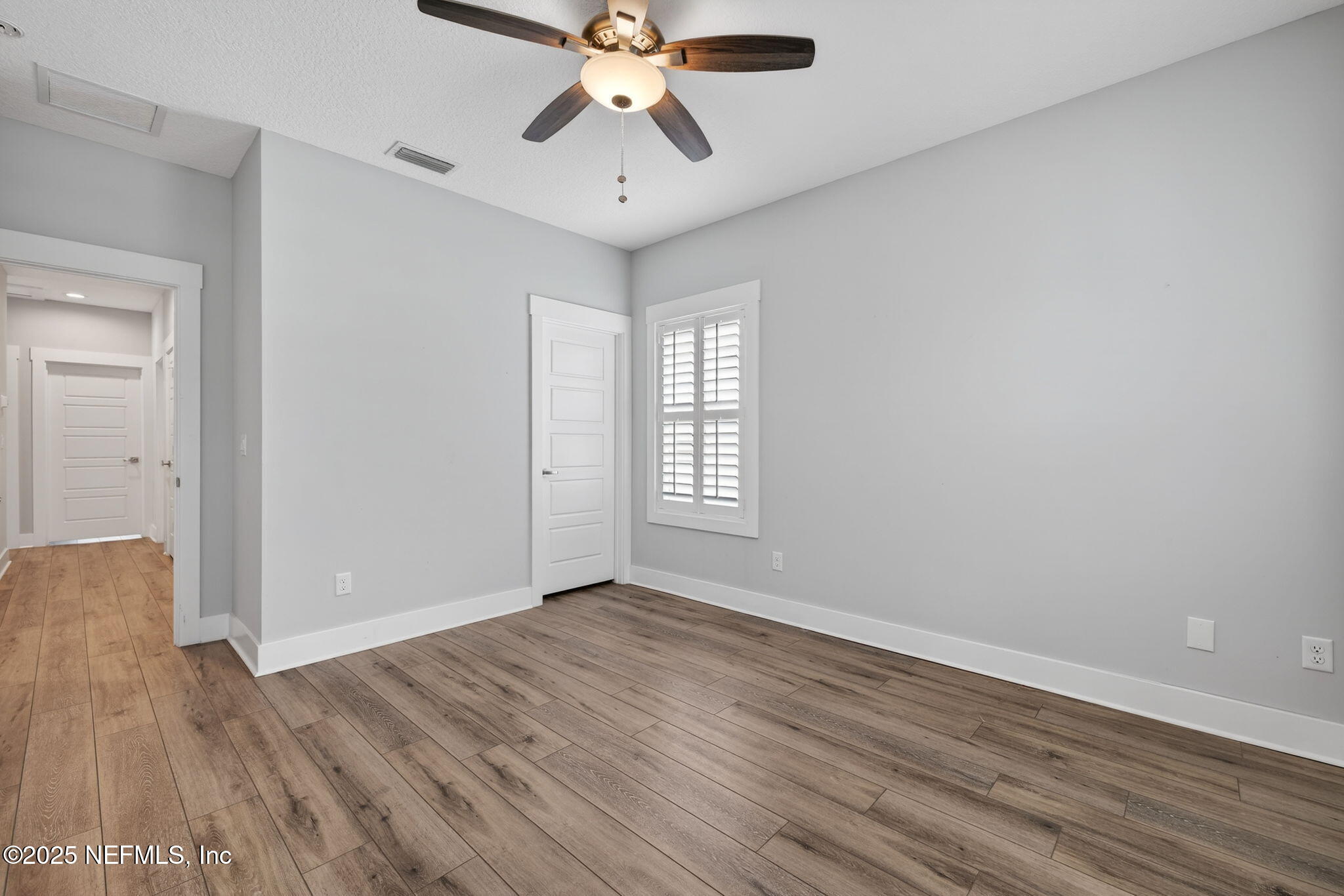 230 Davis Street Neptune Beach, FL 32266 - Photo 25 of 33 37-Guest Bedroom 3 - 2 of 2