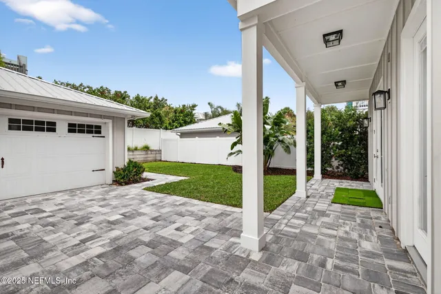 $2,000,000 | 230 Davis Street, Neptune Beach, FL 32266