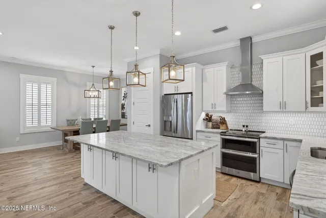 $2,000,000 | 230 Davis Street, Neptune Beach, FL 32266