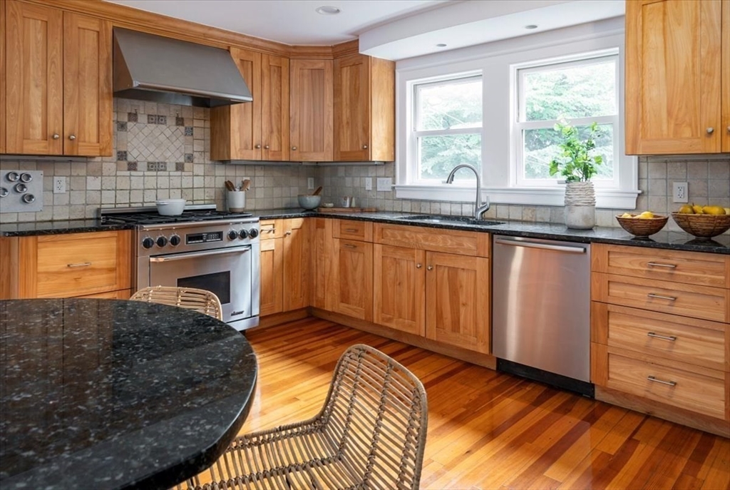 101 Bellevue Hill Road Boston, MA 02132 - Photo 8 of 27 Gallery Image 8