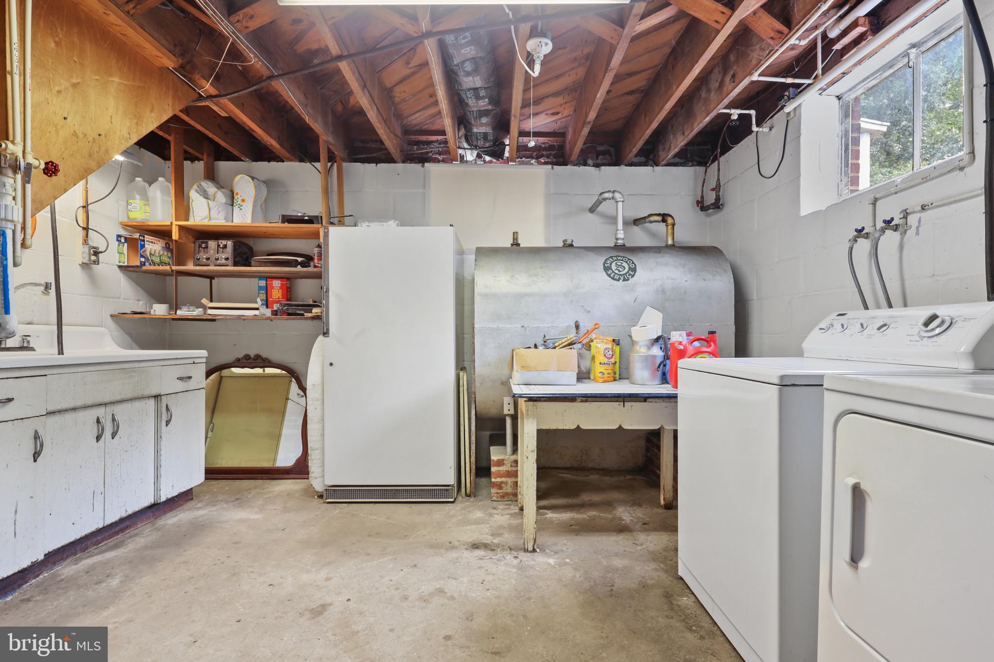 1054 Minnetonka Road Severn, MD 21144 - Photo 60 of 84 Laundry utility room