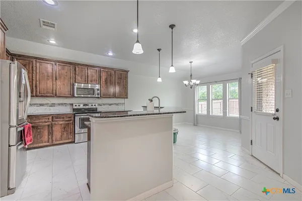 $330,000 | 7814 Dudleys Draw Drive, Temple, TX 76502