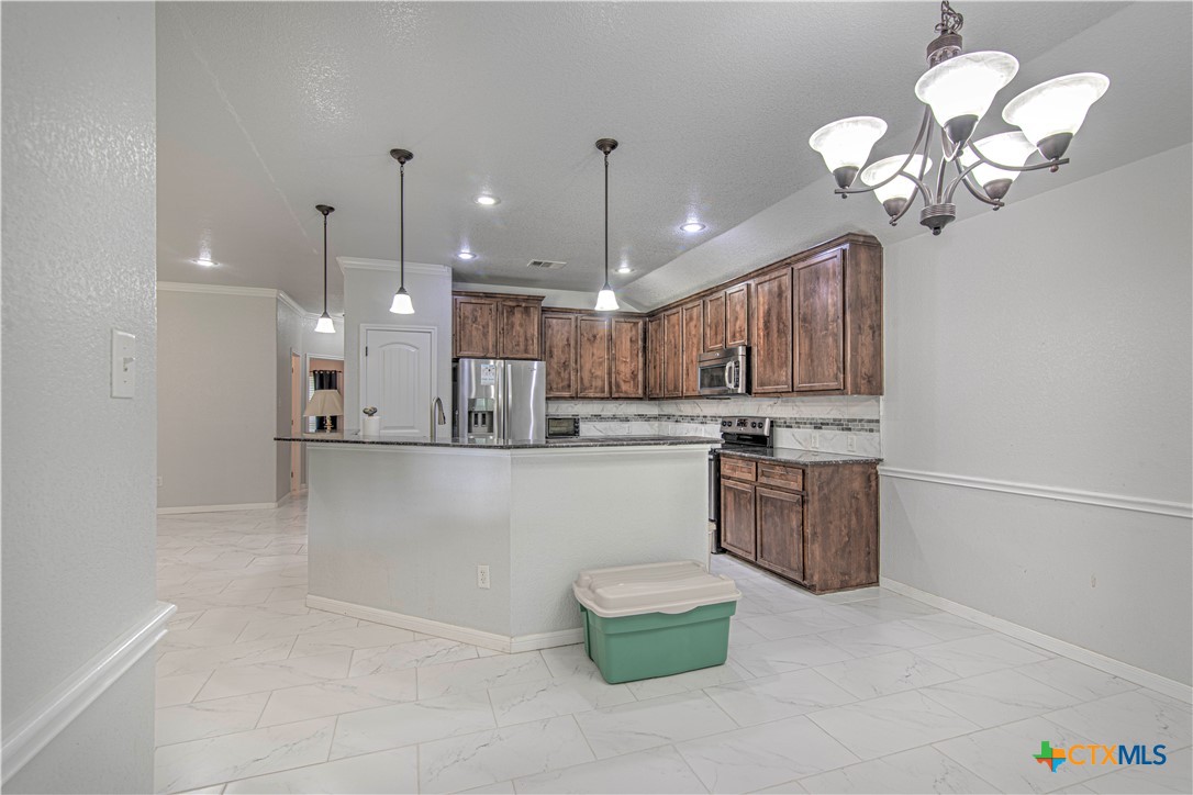 7814 Dudleys Draw Drive Temple, TX 76502 - Photo 14 of 35