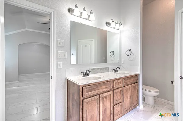 $330,000 | 7814 Dudleys Draw Drive, Temple, TX 76502