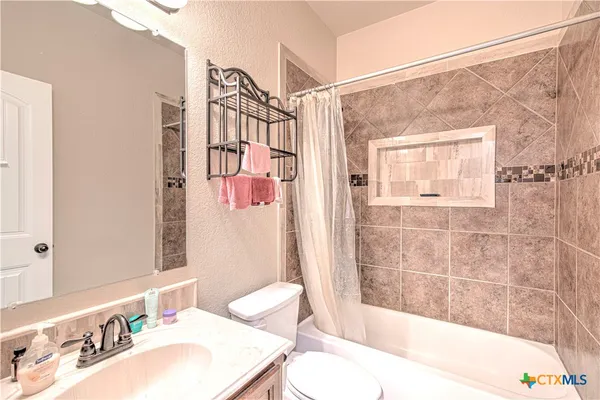 $330,000 | 7814 Dudleys Draw Drive, Temple, TX 76502