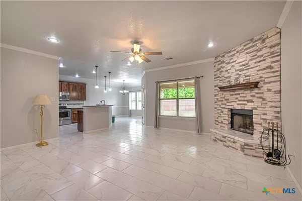 $330,000 | 7814 Dudleys Draw Drive, Temple, TX 76502