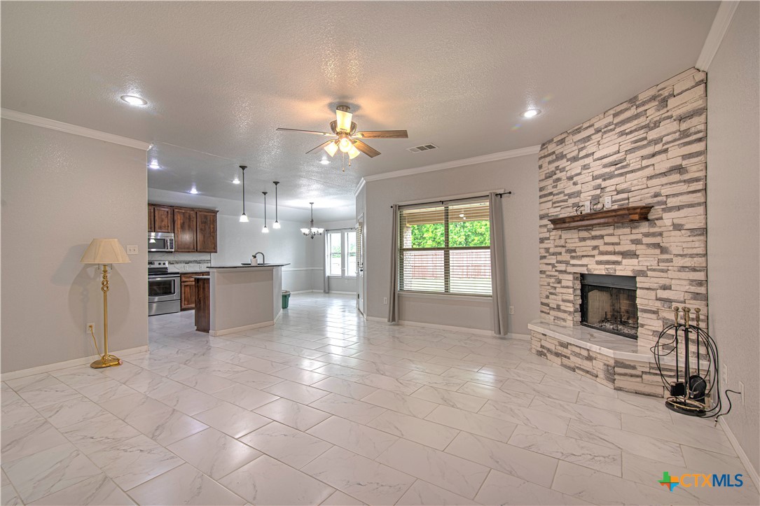 7814 Dudleys Draw Drive Temple, TX 76502 - Photo 8 of 35