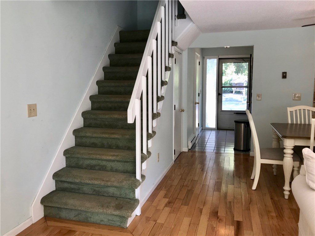 335 South Pier Road, Unit 3B Narragansett, RI 02882 - Photo 11 of 29