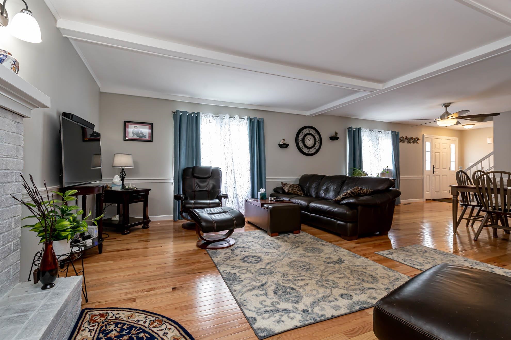16 Yvonne Street Rochester, NH 03867 - Photo 11 of 33