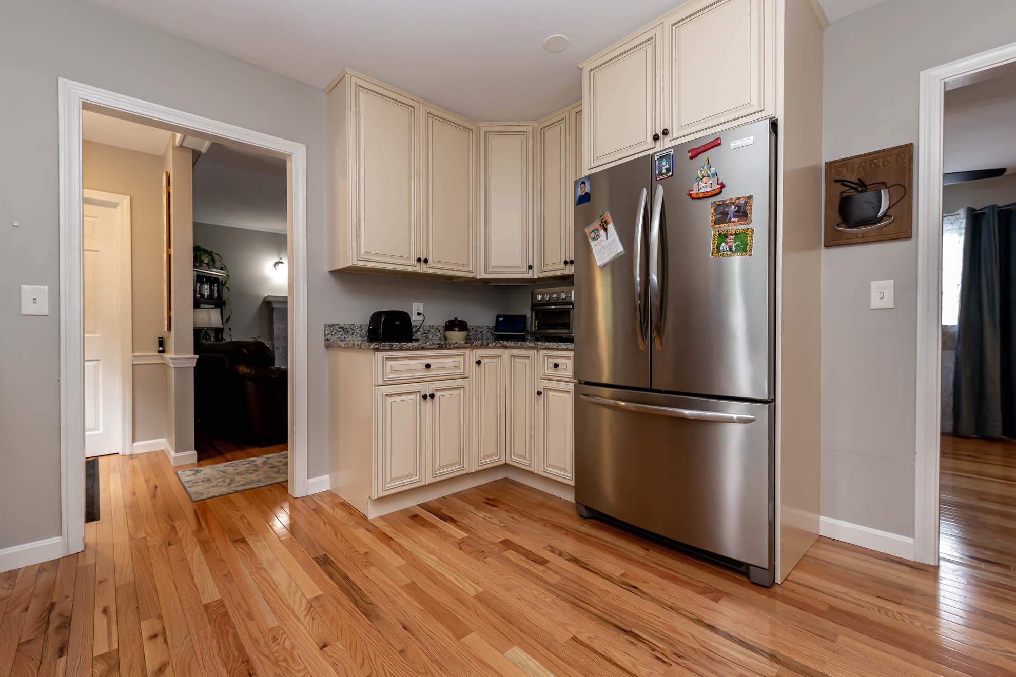 16 Yvonne Street Rochester, NH 03867 - Photo 16 of 33