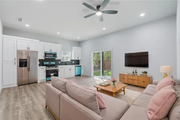 $1,350 | 3305 Stevens Street, Unit B, Greenville, TX 75401