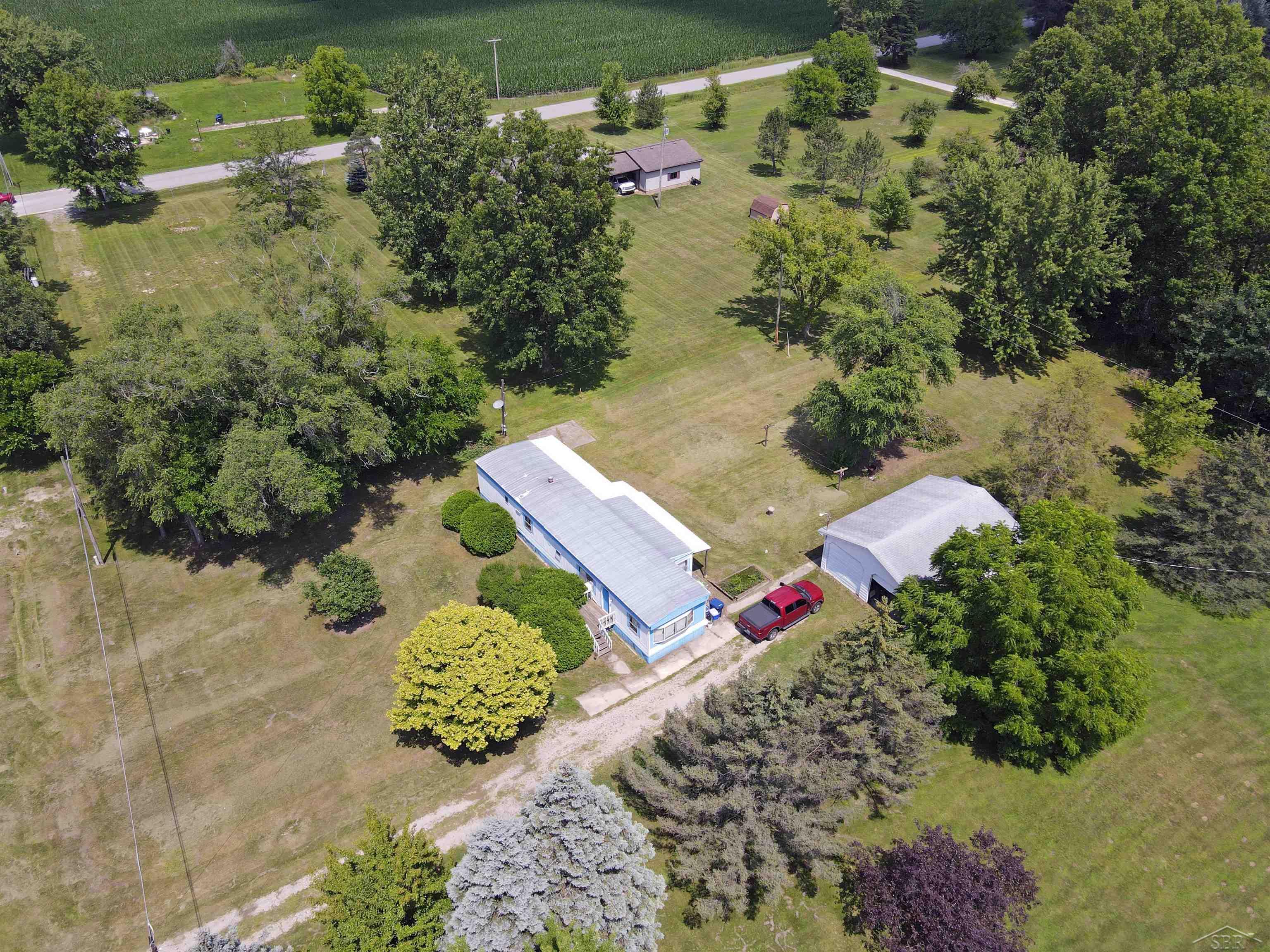 15031 Corunna Road Chesaning, MI 48616 - Photo 2 of 10