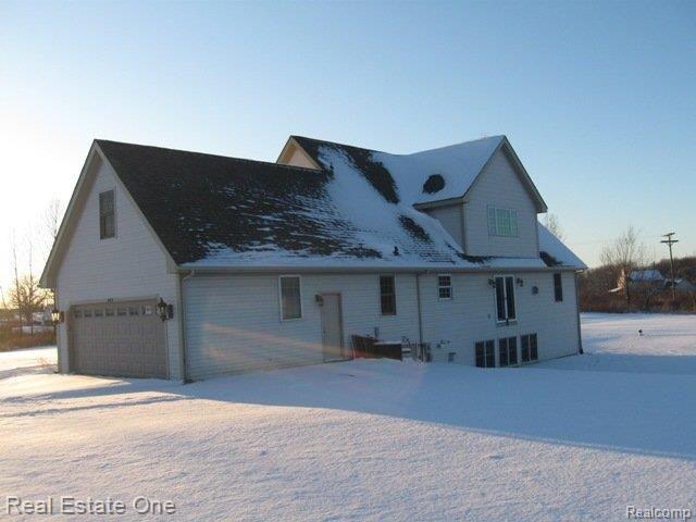 8169 Bergin Road Howell, MI 48843 - Photo 3 of 25 Backview of the Home
