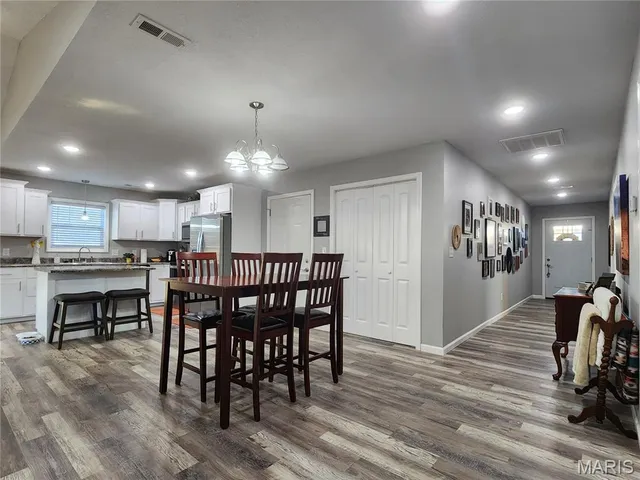 $219,900 | 202 MacIntosh Lane, Poplar Bluff, MO 63901