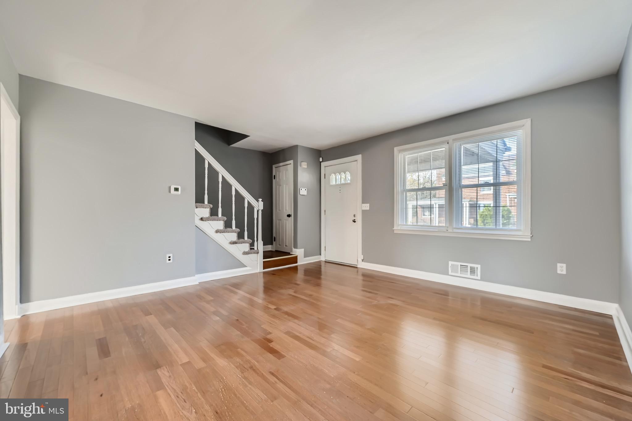 375 Marydell Road Baltimore, MD 21229 - Photo 7 of 28
