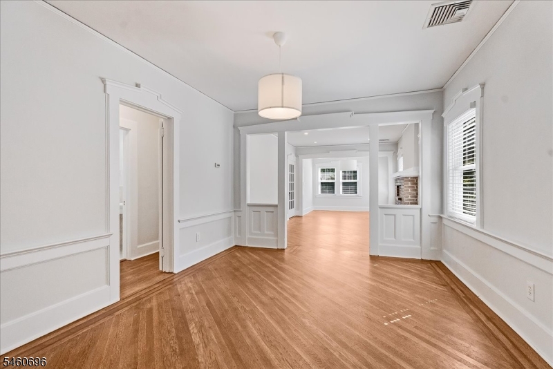 706 Valley Road, Unit 2 Montclair, NJ 07043 - Photo 9 of 32 Gallery Image 9
