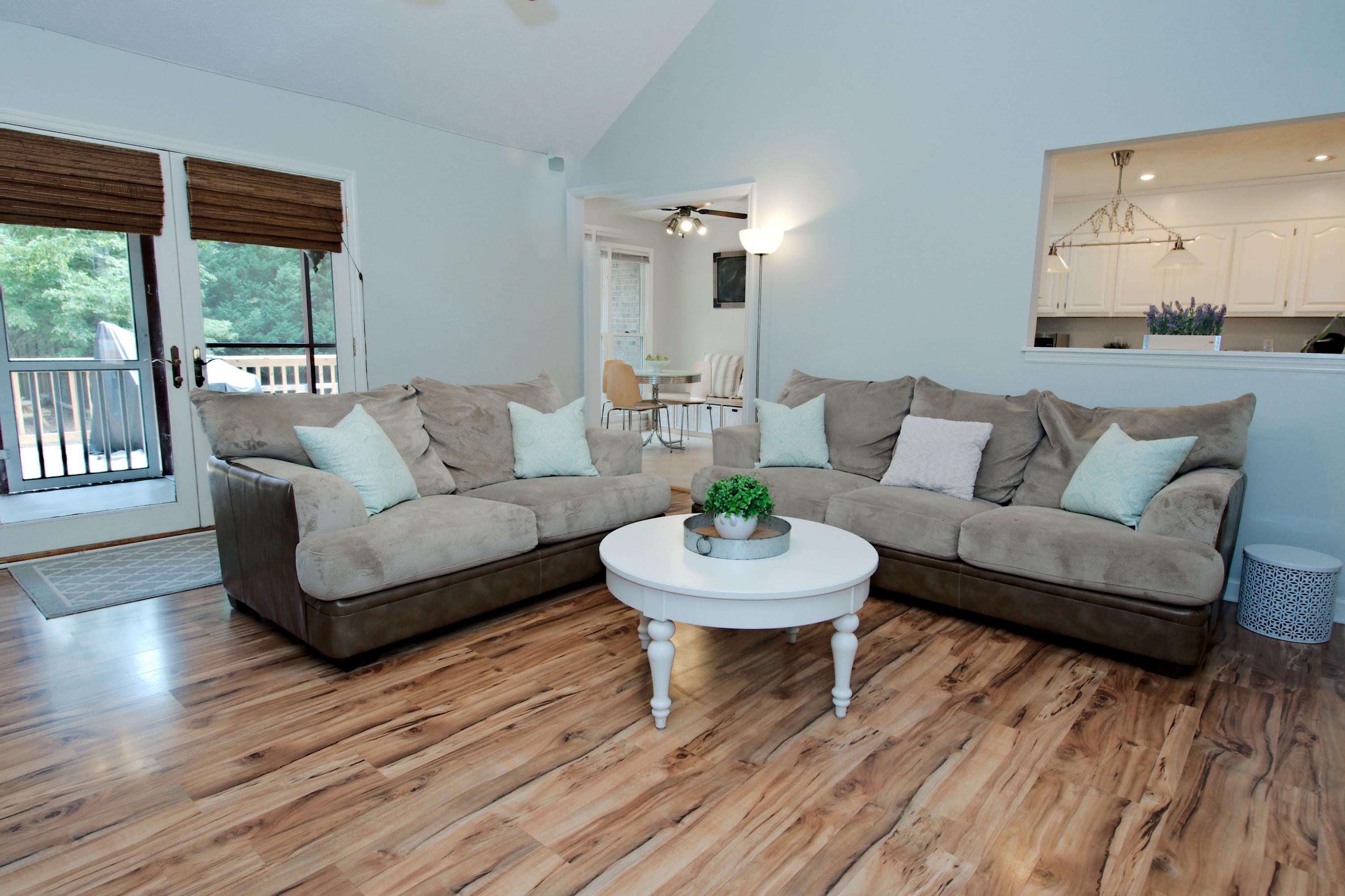 115 Longleaf Road Southern Pines, NC 28387 - Photo 5 of 33 Living 1