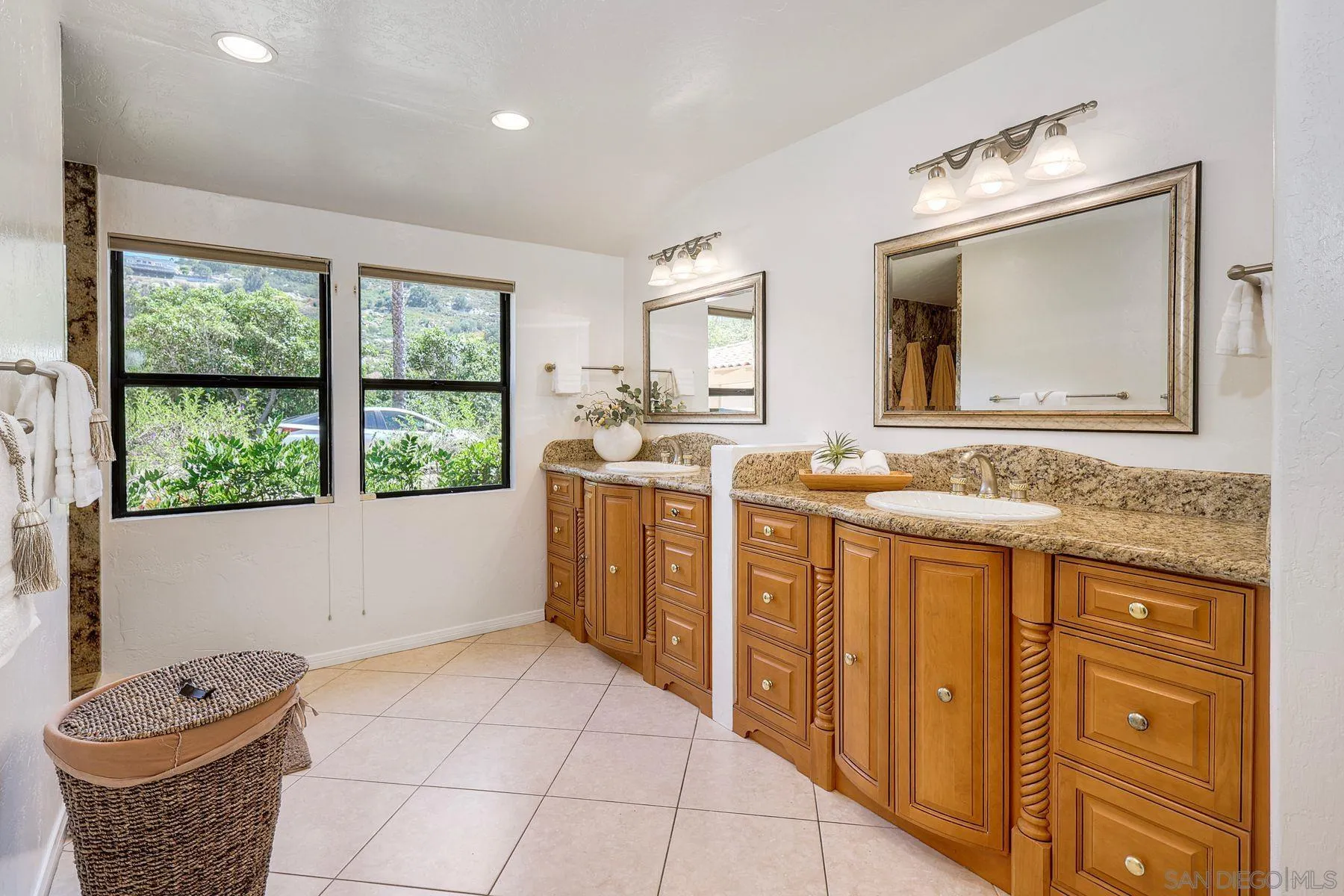 13154 Glen Circle Road Poway, CA 92064 - Photo 28 of 66