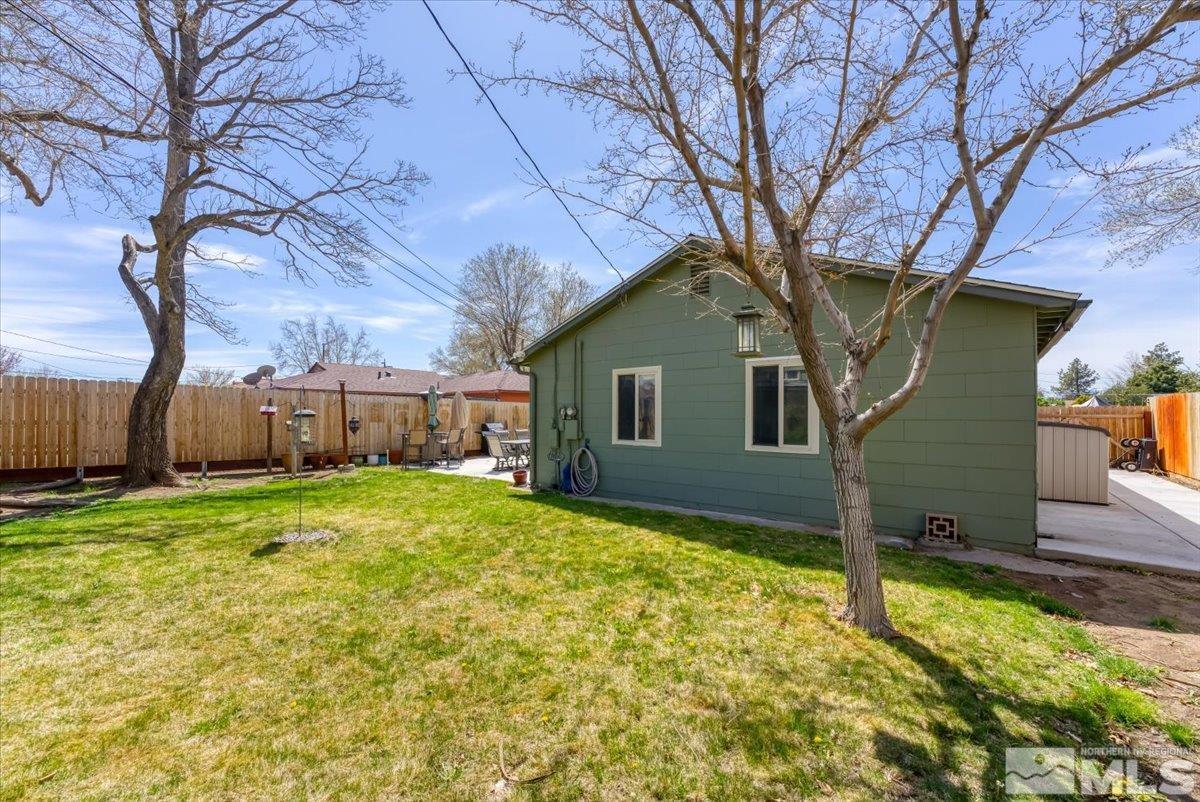 1640 Emerald Place Reno, NV 89502 - Photo 24 of 25 a view of a house with backyard and tree