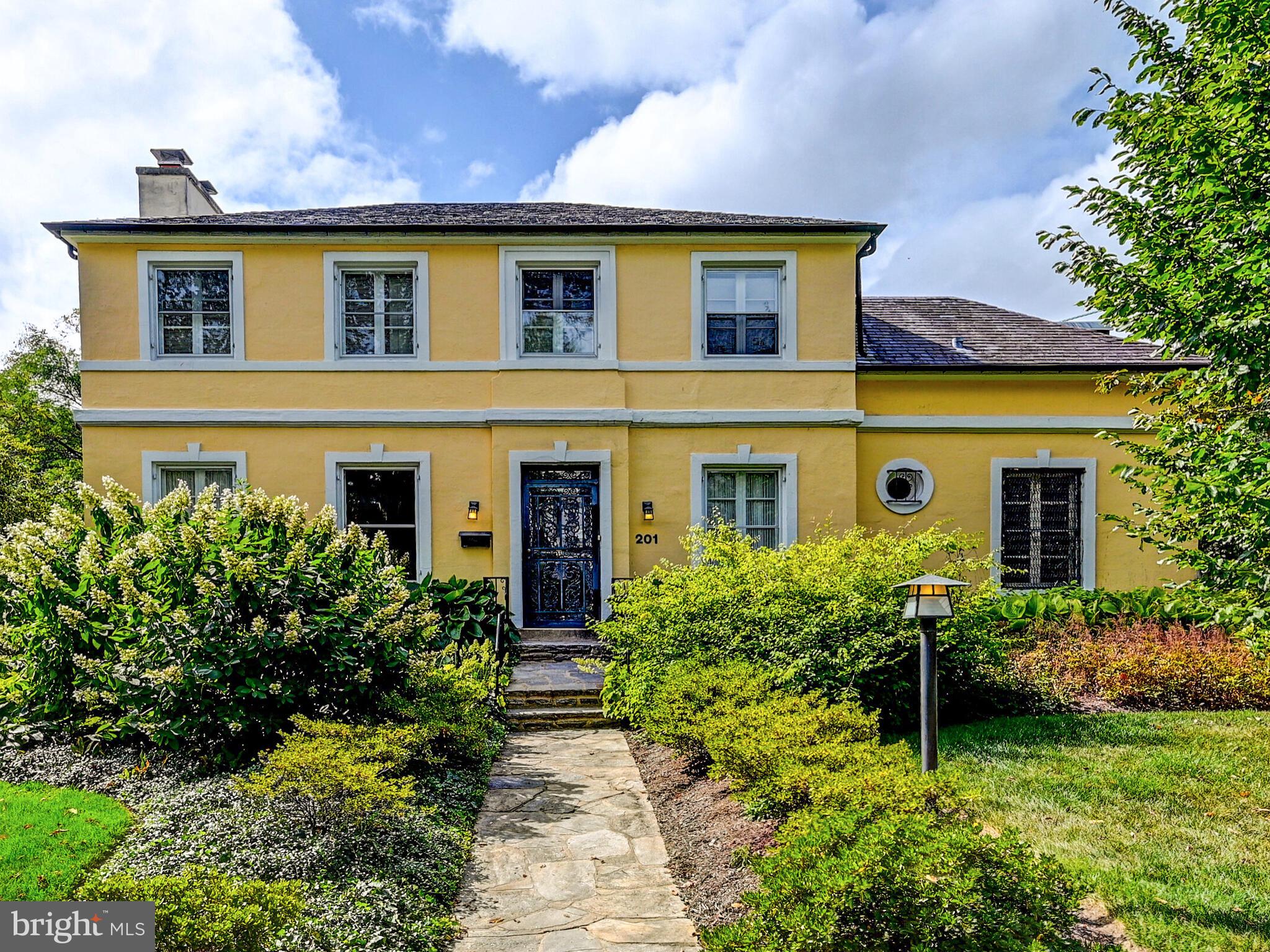 201 St Dunstans Road Baltimore, MD 21212 - Photo 1 of 43