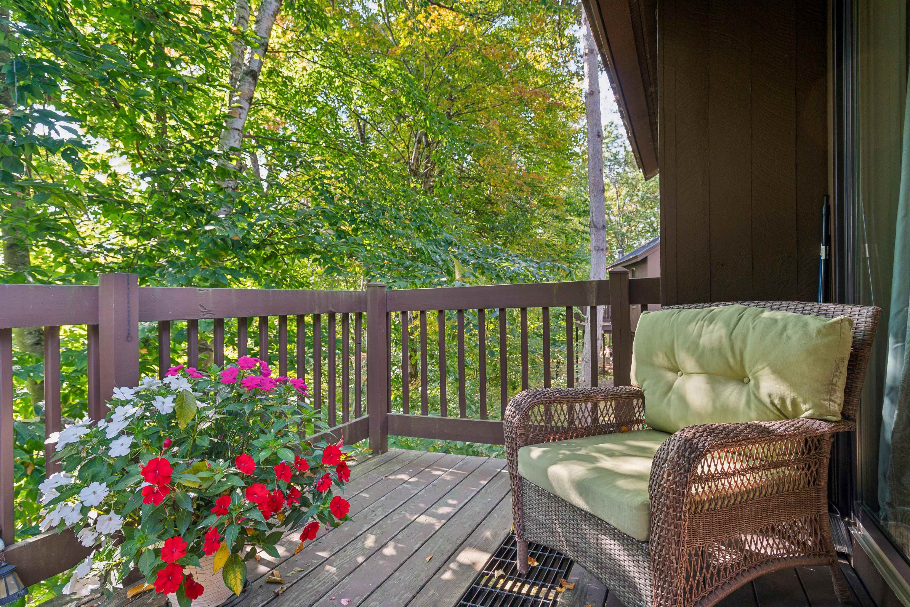 253 Old Quechee Road, Unit 5A Hartford, VT 05059 - Photo 39 of 40 Gallery Image 39