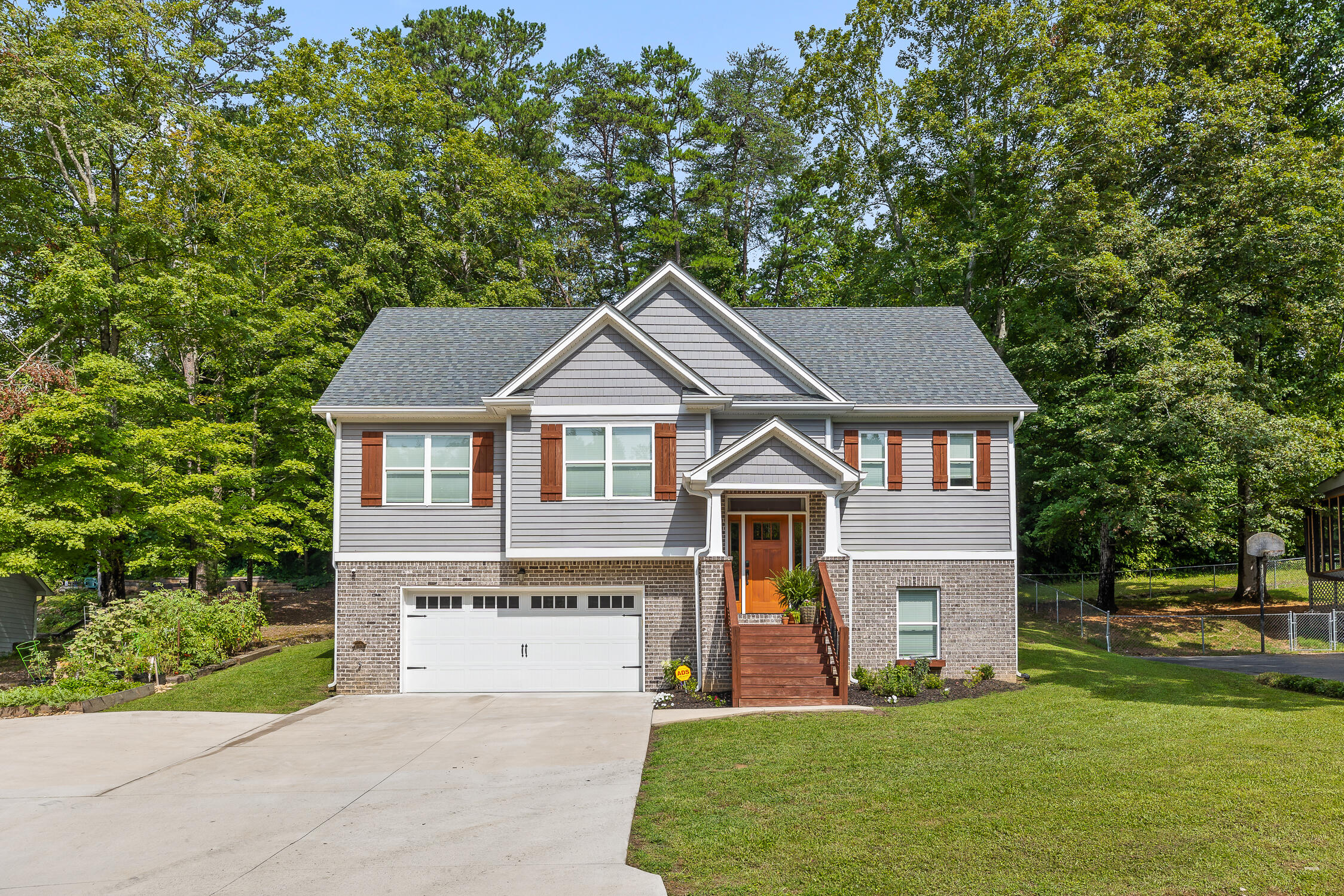 6511 Grubb Road Hixson, TN 37343 - Photo 1 of 40 Grubb-1