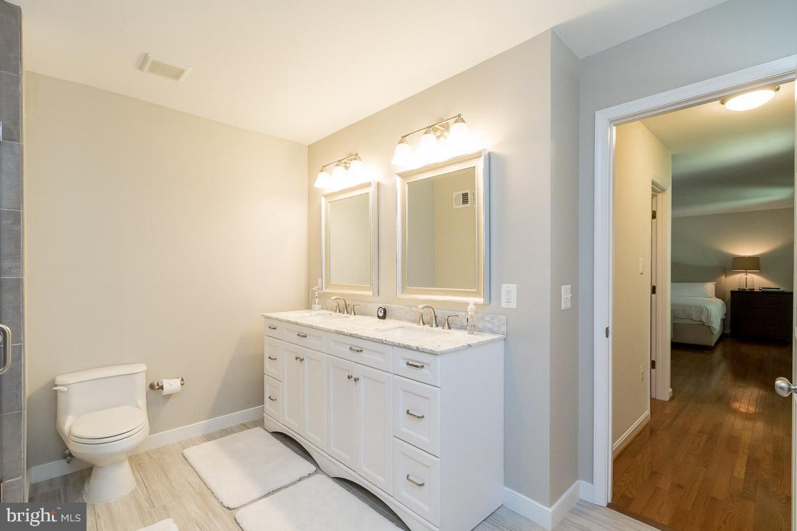734 Ridge Drive McLean, VA 22101 - Photo 5 of 9 Master Bath Dual Sinks.
