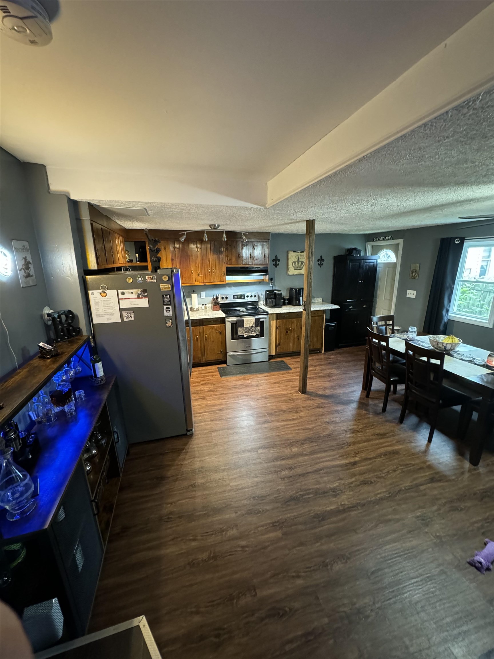 37 Dutton Street Manchester, NH 03104 - Photo 5 of 11