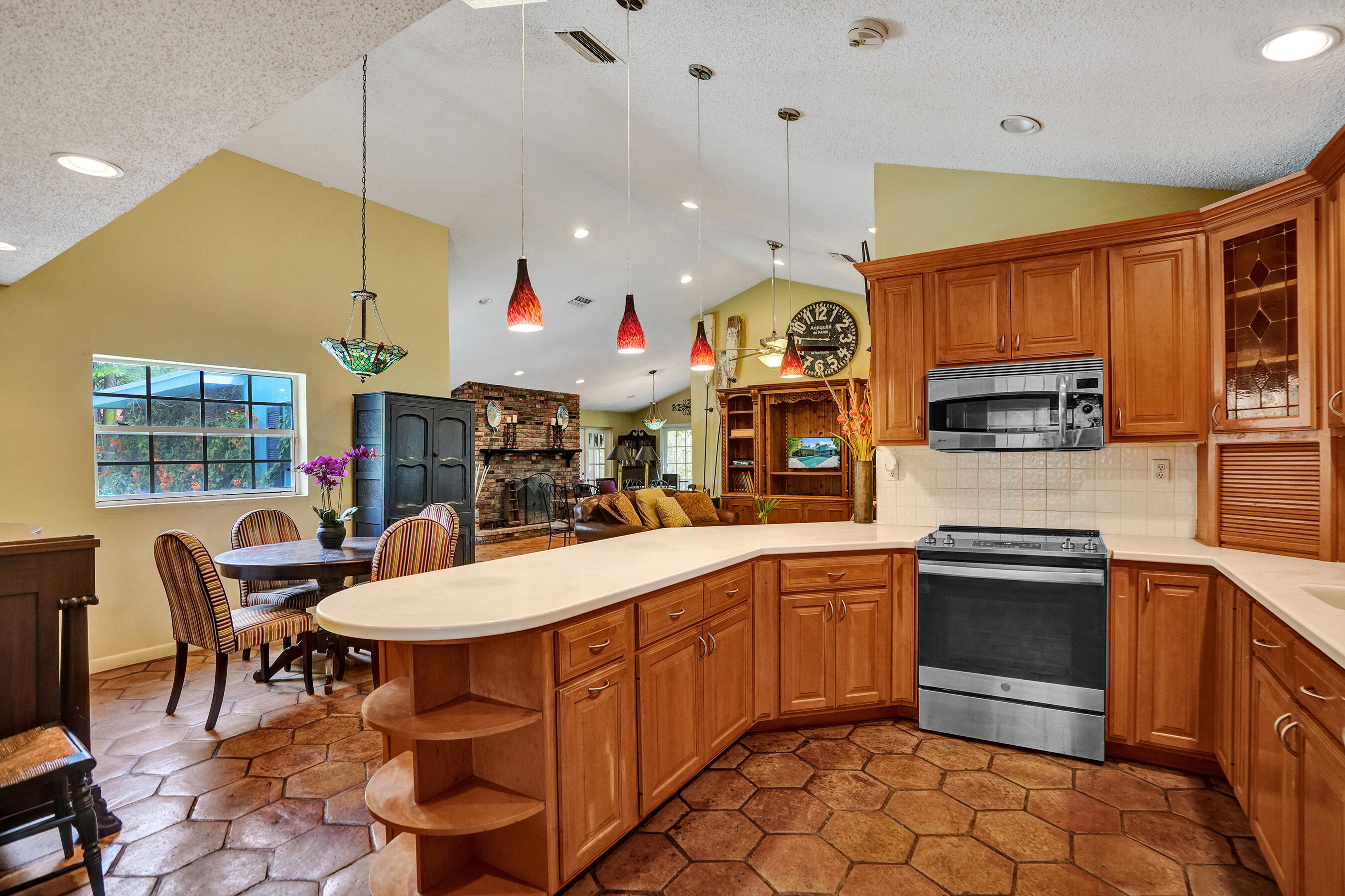 2831 Northeast 34th Court Lighthouse Point, FL 33064 - Photo 12 of 42 DSC08408