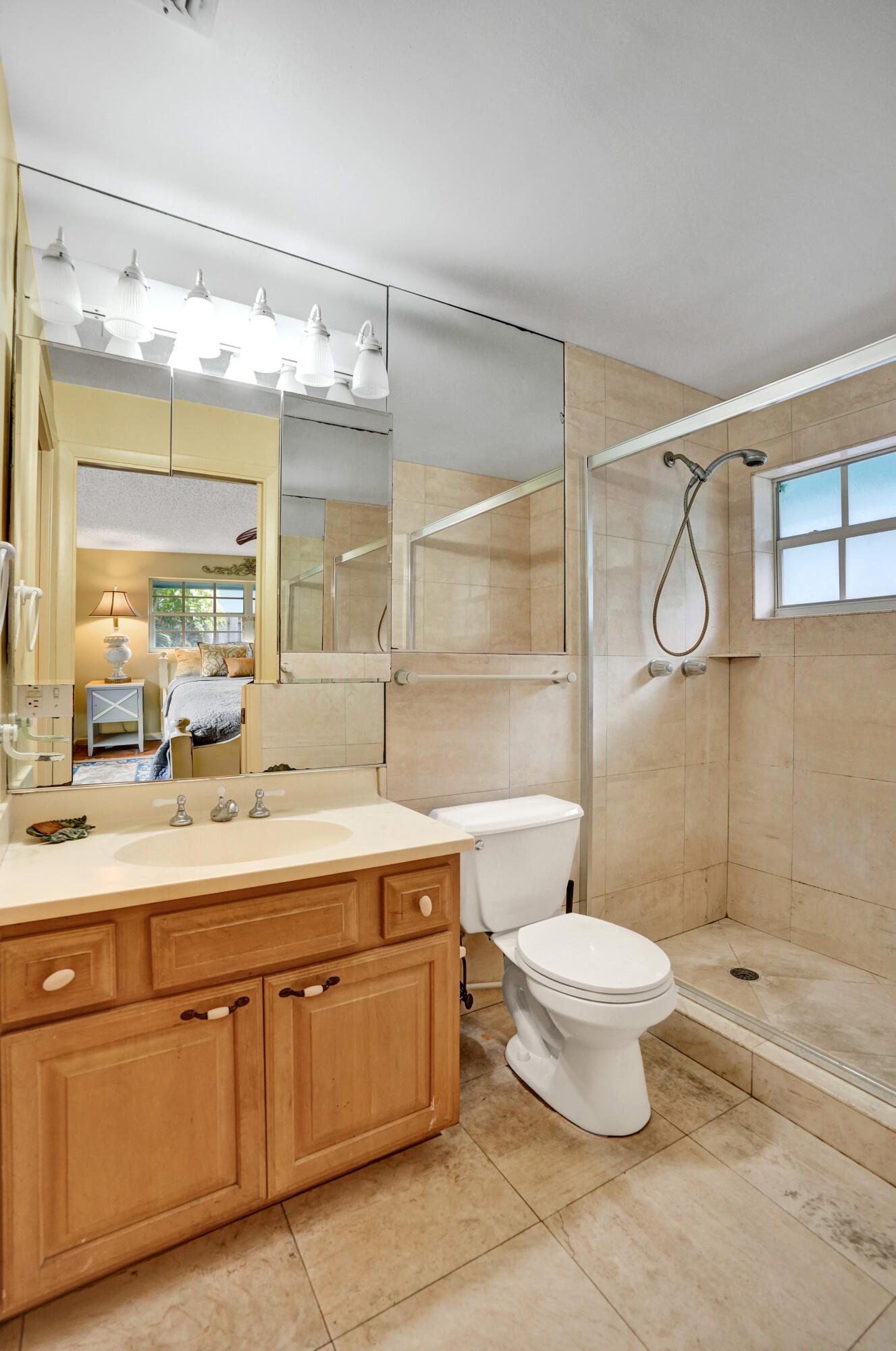 2831 Northeast 34th Court Lighthouse Point, FL 33064 - Photo 22 of 42 DSC08282