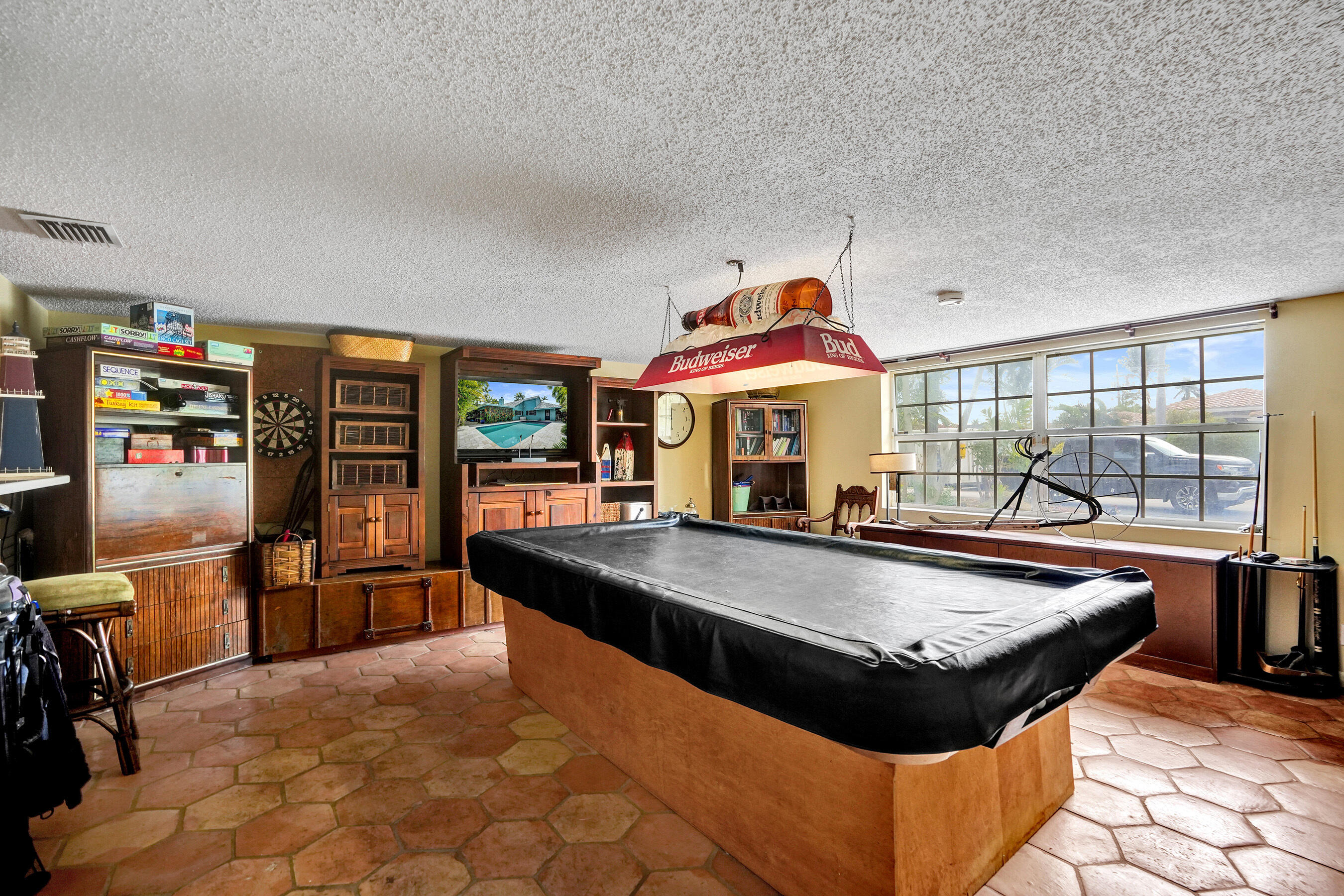 2831 Northeast 34th Court Lighthouse Point, FL 33064 - Photo 24 of 42 Billard/Game room