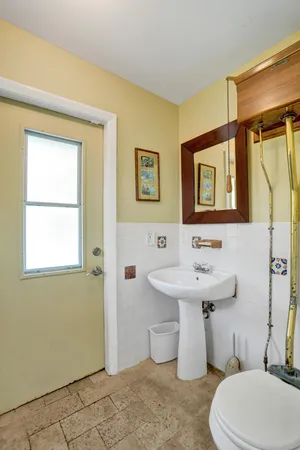 $885,000 | 2831 Northeast 34th Court, Lighthouse Point, FL 33064