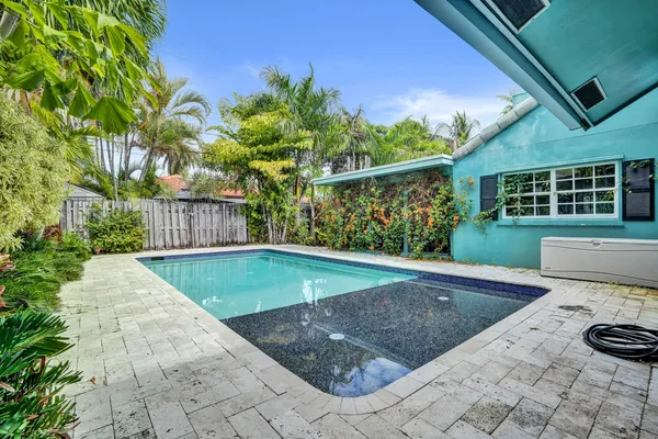 $885,000 | 2831 Northeast 34th Court, Lighthouse Point, FL 33064