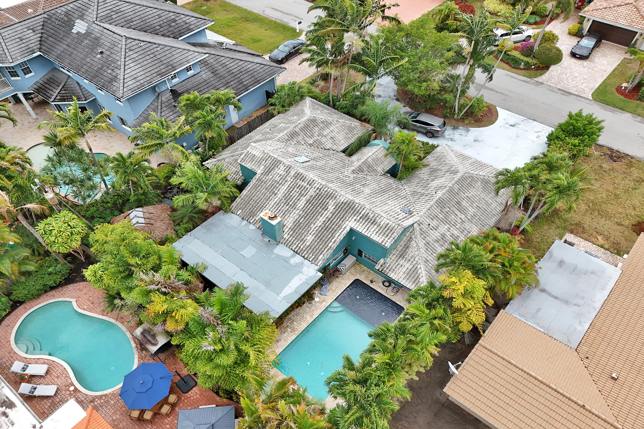 2831 Northeast 34th Court Lighthouse Point, FL 33064 - Photo 42 of 42 DJI_20260205145852_0675_D