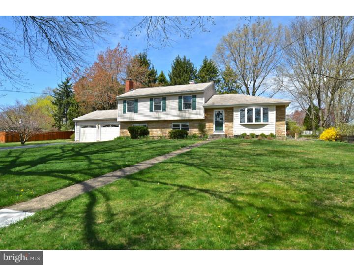 8 Bayberry Road Ewing, NJ 08618 - Photo 1 of 22