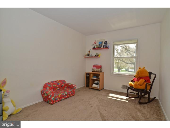 8 Bayberry Road Ewing, NJ 08618 - Photo 12 of 22