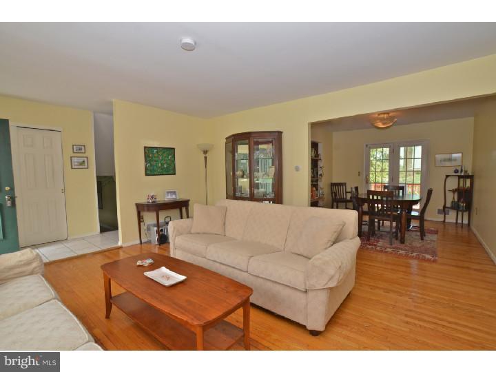 8 Bayberry Road Ewing, NJ 08618 - Photo 5 of 22
