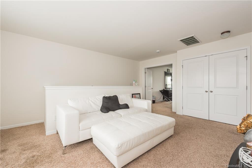 741 Rook Road Charlotte, NC 28216 - Photo 13 of 20