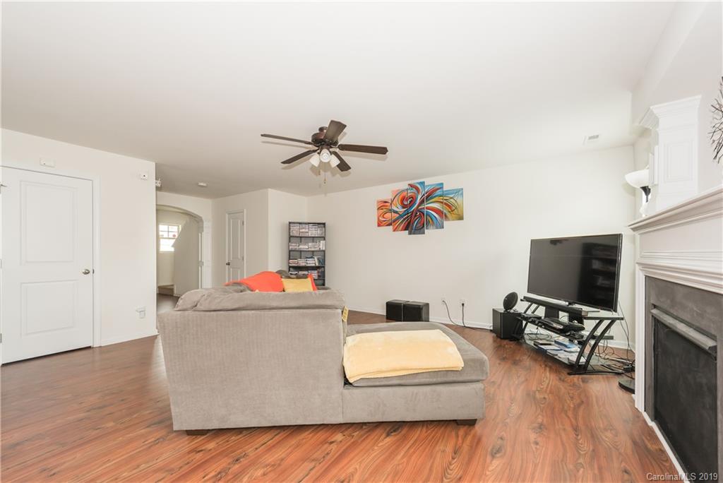 741 Rook Road Charlotte, NC 28216 - Photo 5 of 20