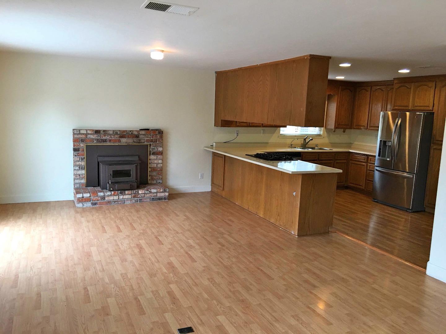 3411 Mountain View Road Antioch, CA 94509 - Photo 3 of 10 Gallery Image 3