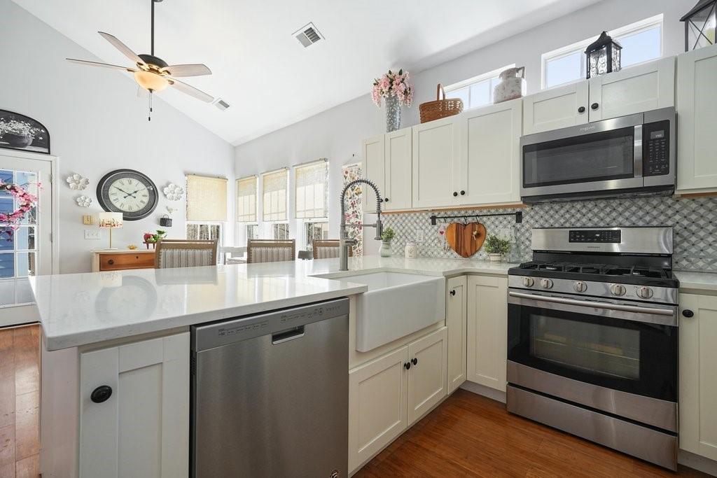 207 Evergreen Trace Canton, GA 30114 - Photo 13 of 37