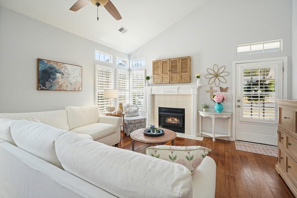 207 Evergreen Trace Canton, GA 30114 - Photo 5 of 37