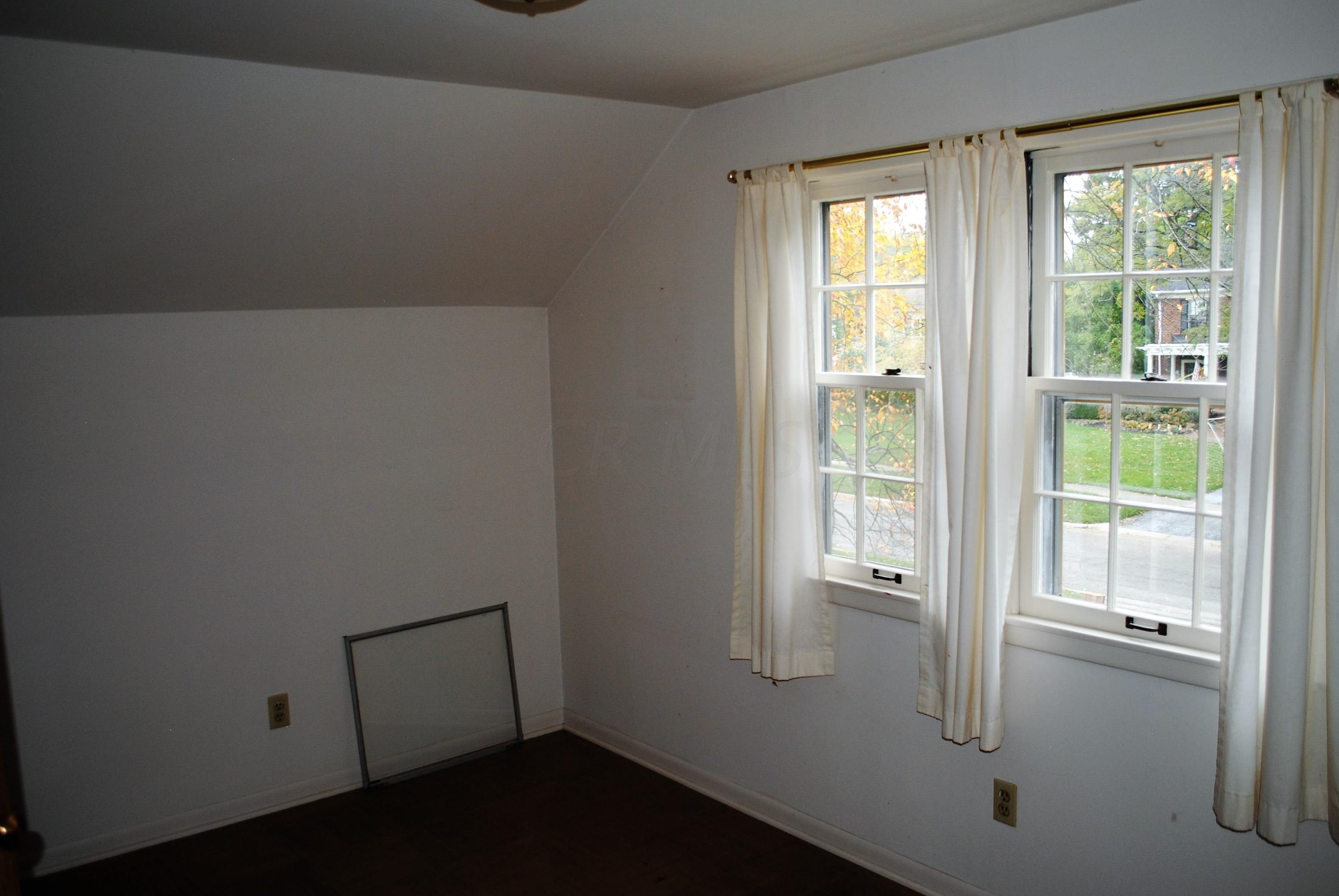170 North Remington Road Bexley, OH 43209 - Photo 18 of 30