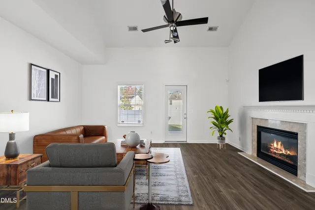 $475,000 | 6 Cibola Court, Durham, NC 27713