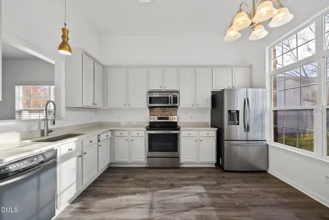 $475,000 | 6 Cibola Court, Durham, NC 27713