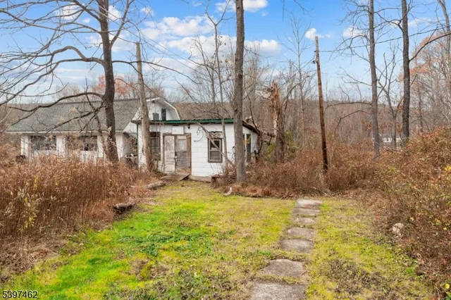 $210,000 | 4 Woodlawn Avenue, Branchville, NJ 07826